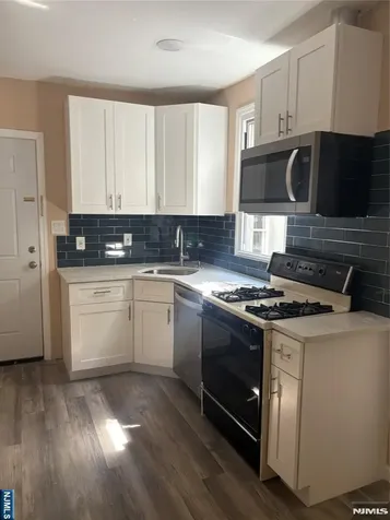 172 Main Street Paterson NJ 07522
