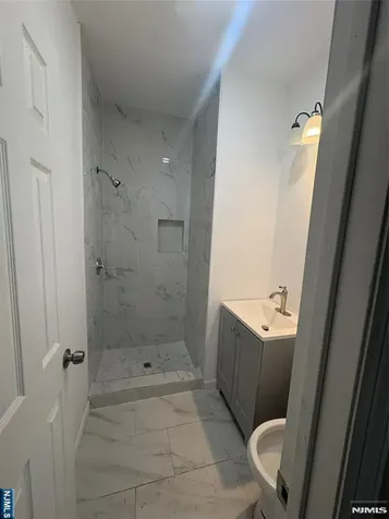 172 Main Street Paterson NJ 07522
