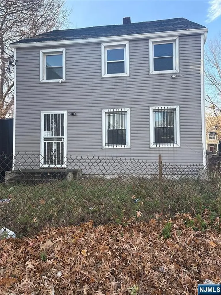 172 Main Street Paterson NJ 07522