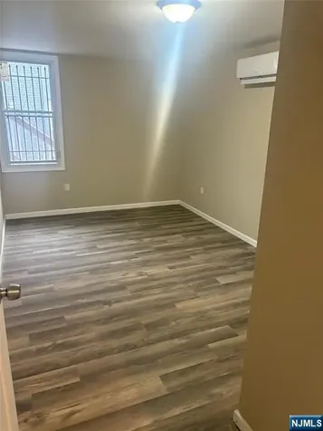 172 Main Street Paterson NJ 07522
