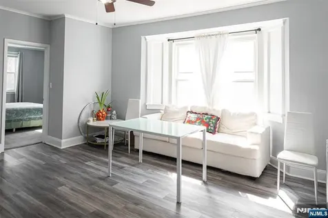 15 Lakeview Place Verona NJ 07044