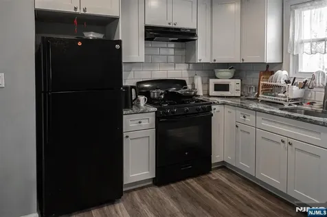15 Lakeview Place Verona NJ 07044