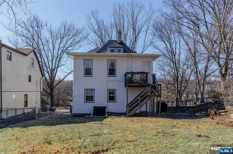 15 Lakeview Place Verona NJ 07044