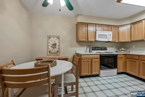 112 Cannella Way Riverdale Borough NJ 07457