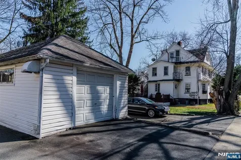 100 Claremont Avenue Verona NJ 07044