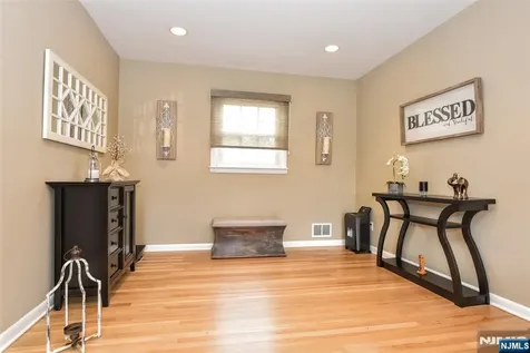 321 John Ochs Drive Saddle Brook NJ 07663