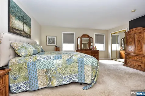 321 John Ochs Drive Saddle Brook NJ 07663