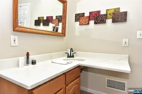 321 John Ochs Drive Saddle Brook NJ 07663