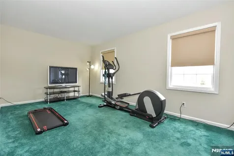 321 John Ochs Drive Saddle Brook NJ 07663