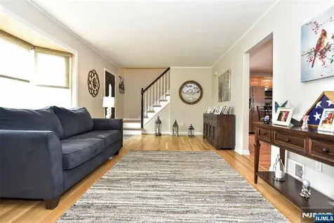 321 John Ochs Drive Saddle Brook NJ 07663