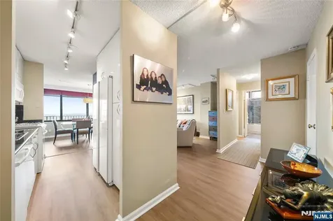 277 Prospect Avenue Hackensack NJ 07601