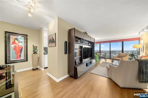 277 Prospect Avenue Hackensack NJ 07601