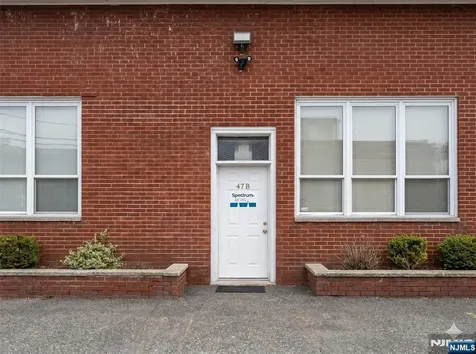 478 11th Street Palisades Park NJ 07650