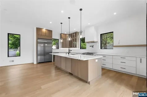 1 Bancroft Place Cresskill NJ 07626