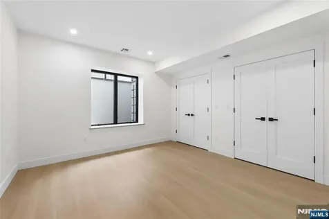 1 Bancroft Place Cresskill NJ 07626