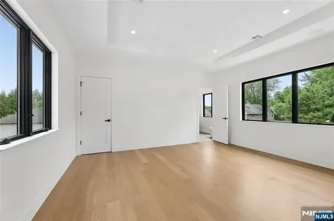 1 Bancroft Place Cresskill NJ 07626