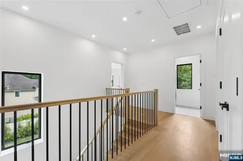 1 Bancroft Place Cresskill NJ 07626