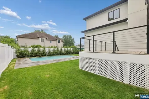 1 Bancroft Place Cresskill NJ 07626