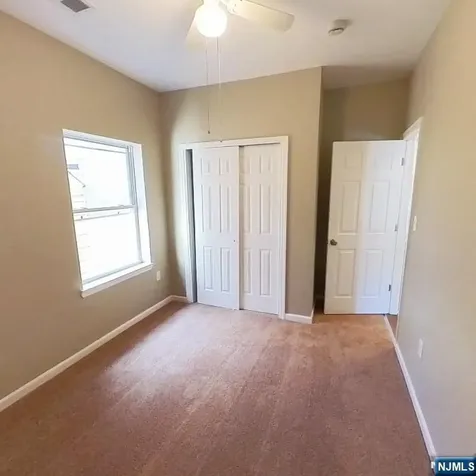 547 Elm Street Kearny NJ 07032