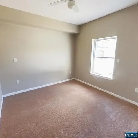 547 Elm Street Kearny NJ 07032
