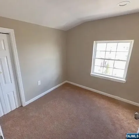 547 Elm Street Kearny NJ 07032