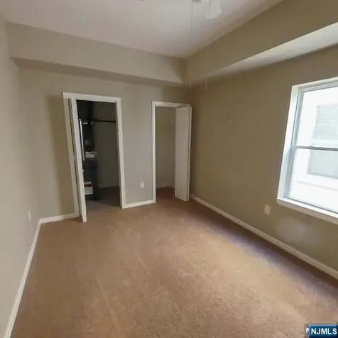 547 Elm Street Kearny NJ 07032