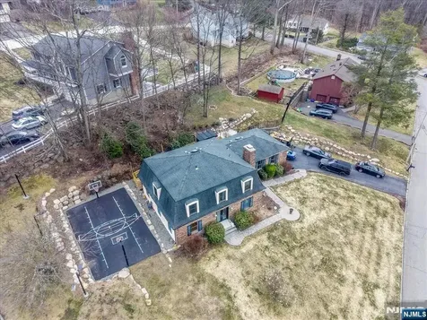 40 Alvin Road West Milford NJ 07480