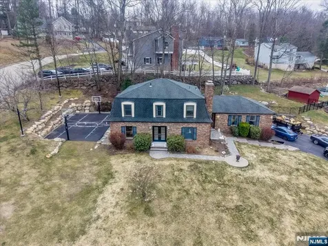 40 Alvin Road West Milford NJ 07480
