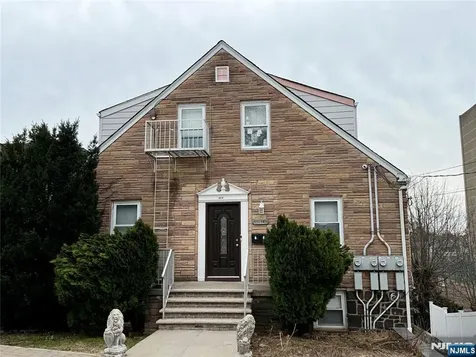 1014 Ponsi Street Fort Lee NJ 07024