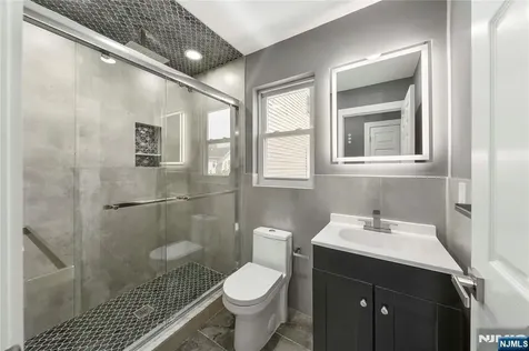 1117 Chestnut Street Elizabeth NJ 07201