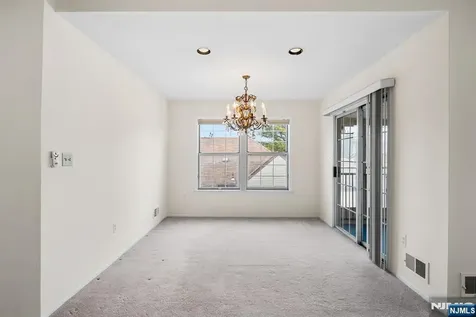 11 Rothwell Drive Jamesburg NJ 08831