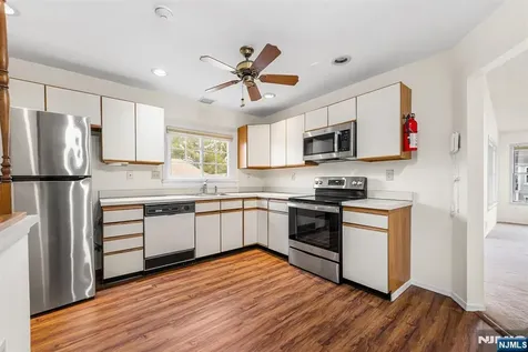 11 Rothwell Drive Jamesburg NJ 08831