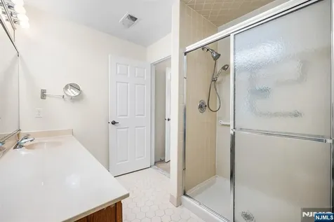 11 Rothwell Drive Jamesburg NJ 08831