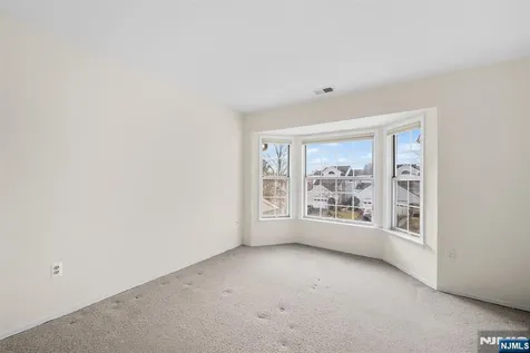 11 Rothwell Drive Jamesburg NJ 08831