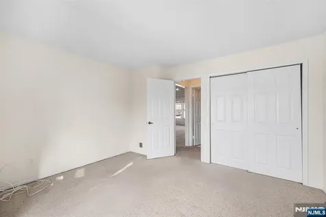 11 Rothwell Drive Jamesburg NJ 08831
