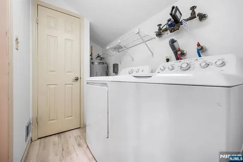 11 Rothwell Drive Jamesburg NJ 08831