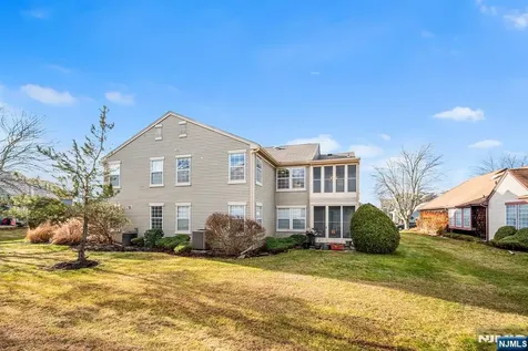 11 Rothwell Drive Jamesburg NJ 08831