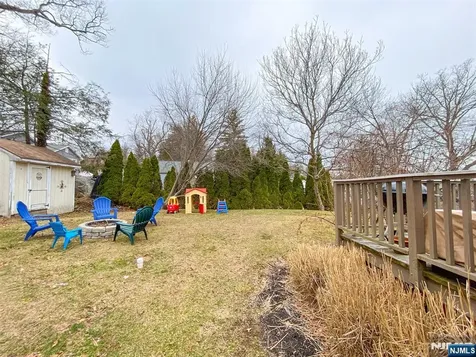 28 Woodside Drive West Milford NJ 07480