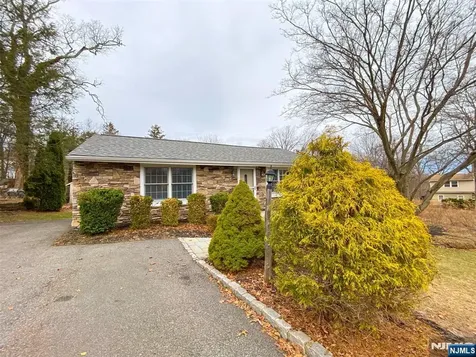 28 Woodside Drive West Milford NJ 07480