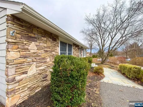 28 Woodside Drive West Milford NJ 07480