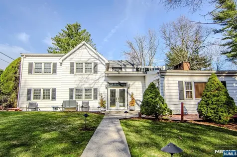 353 Homans Avenue Closter NJ 07624