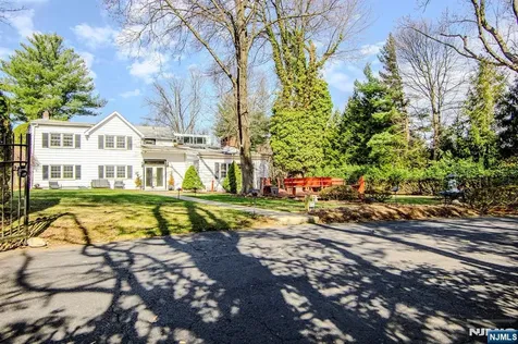 353 Homans Avenue Closter NJ 07624