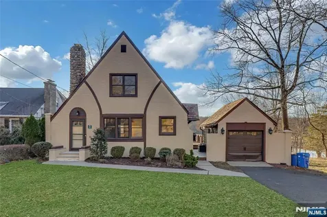 10 W Lake Drive Wayne NJ 07470
