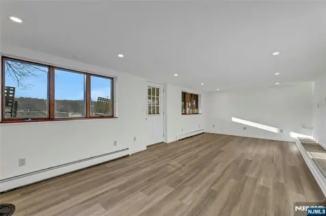10 W Lake Drive Wayne NJ 07470