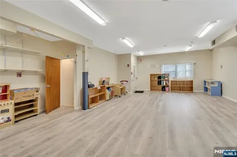 308 38th Street Union City NJ 07087