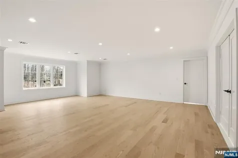 26 Huff Terrace Montvale NJ 07645