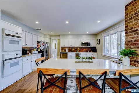 45 Birchwood Lane Boonton Township NJ 07005