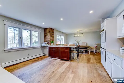 45 Birchwood Lane Boonton Township NJ 07005