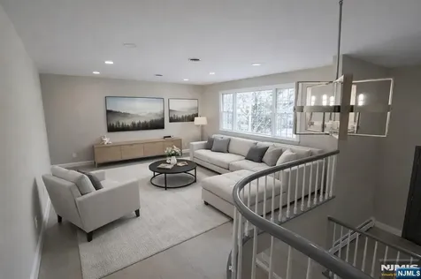 850 Ridgewood Avenue Oradell NJ 07649