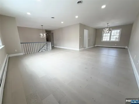 850 Ridgewood Avenue Oradell NJ 07649